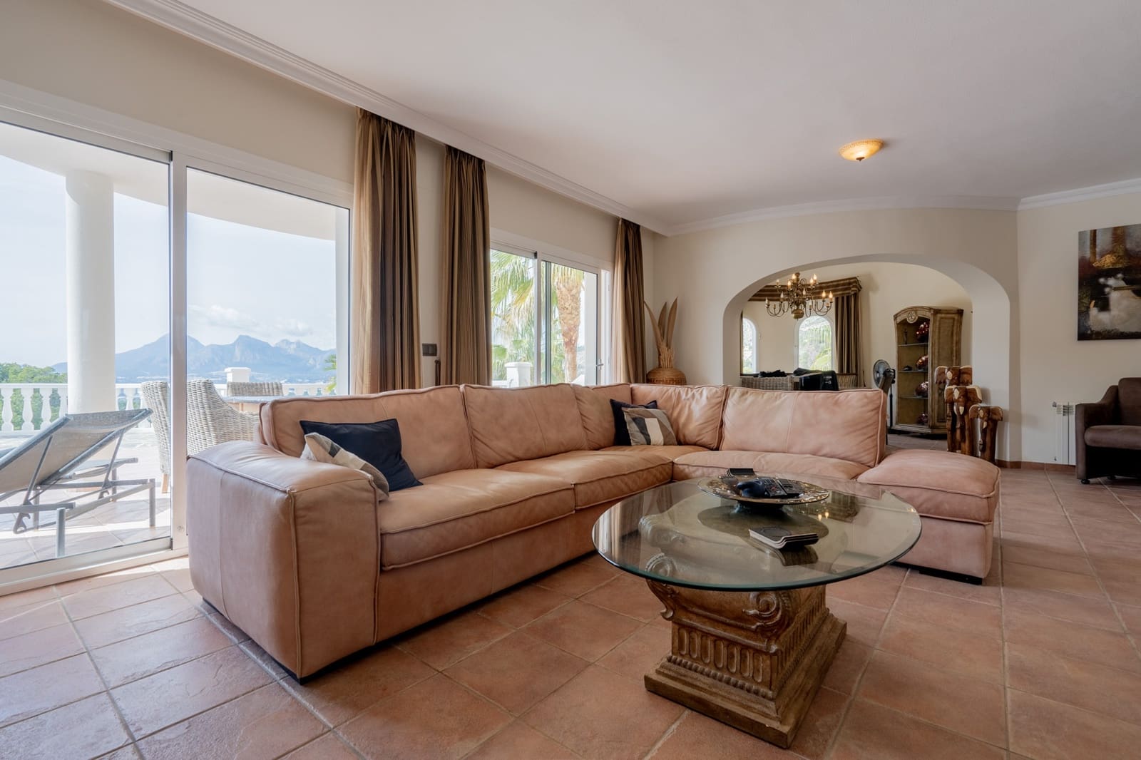 4 soverom Villa til salgs i Alhama Springs med svømmebasseng garasje - € 1 295 000 (Ref: 9997479)