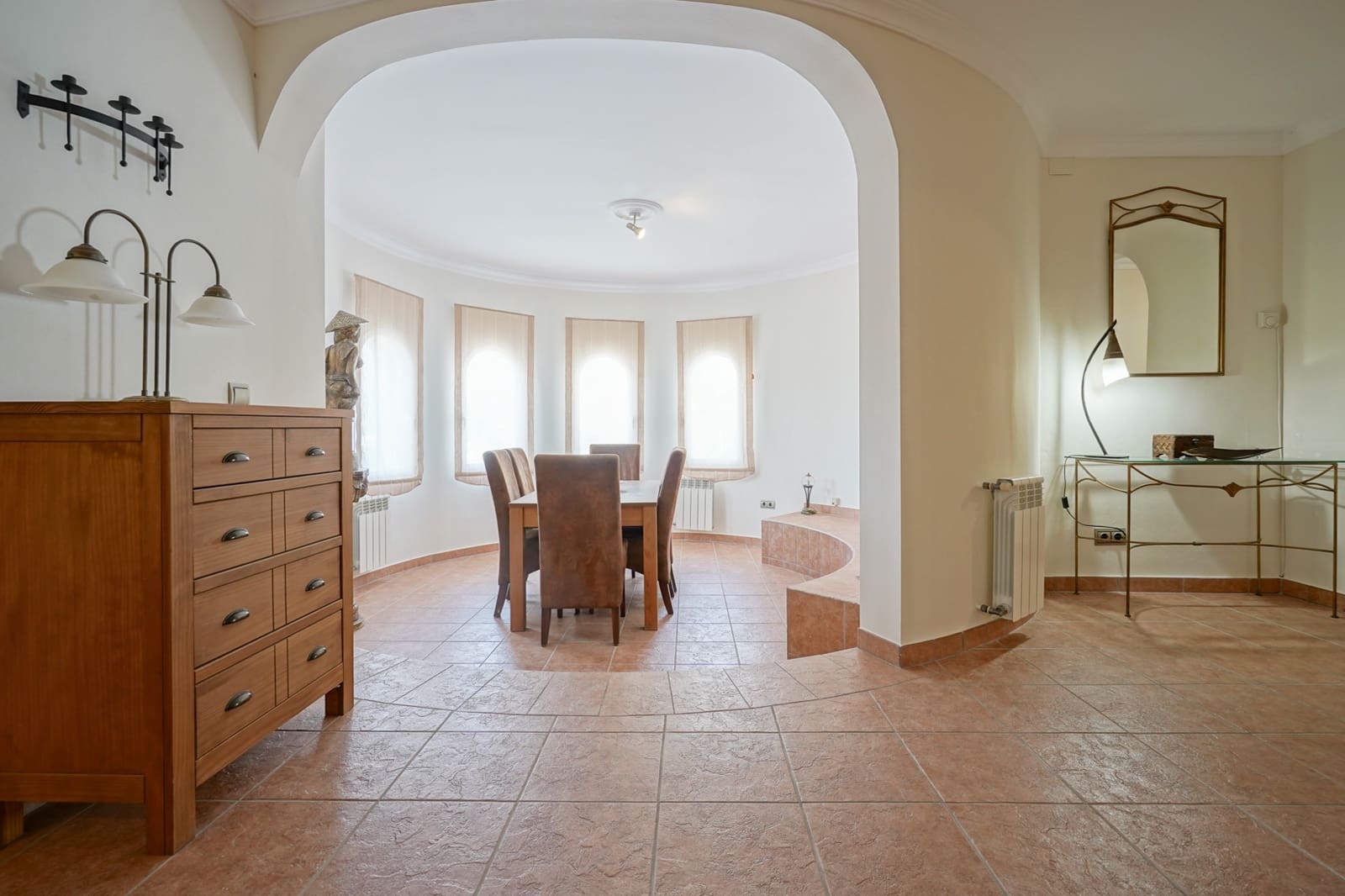 4 soverom Villa til salgs i Alhama Springs med svømmebasseng garasje - € 1 295 000 (Ref: 9997479)