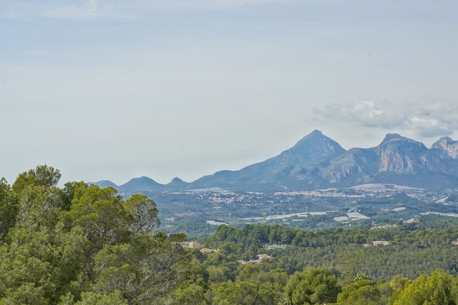 4 soverom Villa til salgs i Alhama Springs med svømmebasseng garasje - € 1 295 000 (Ref: 9997479)