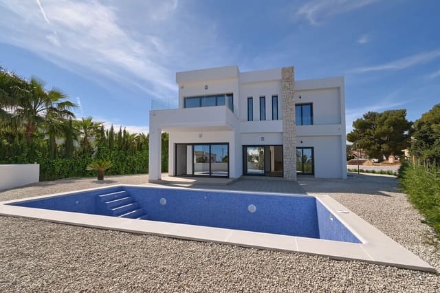 3 soverom Villa til salgs i Benissa med svømmebasseng garasje - € 1 175 000 (Ref: 9997480)