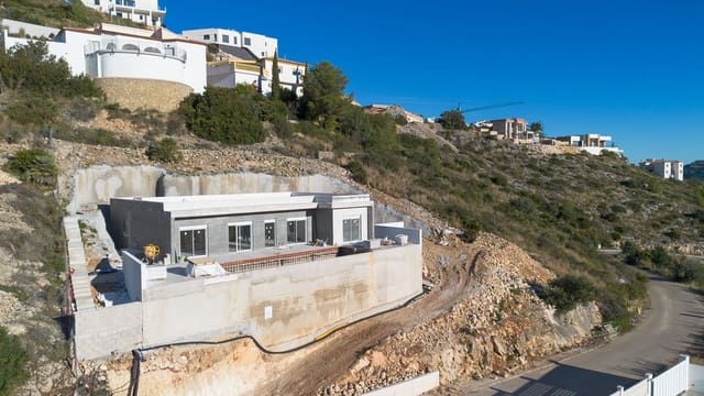 3 soverom Villa til salgs i Pedreguer med svømmebasseng garasje - € 785 000 (Ref: 9997484)