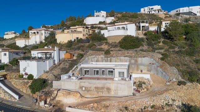 3 soverom Villa til salgs i Pedreguer med svømmebasseng garasje - € 785 000 (Ref: 9997484)