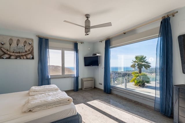 4 soveværelse Villa til salg i Paichi, Teulada-Moraira med swimmingpool garage - € 1.990.000 (Ref: 9997485)