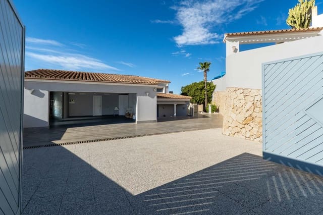 4 soveværelse Villa til salg i Paichi, Teulada-Moraira med swimmingpool garage - € 1.990.000 (Ref: 9997485)
