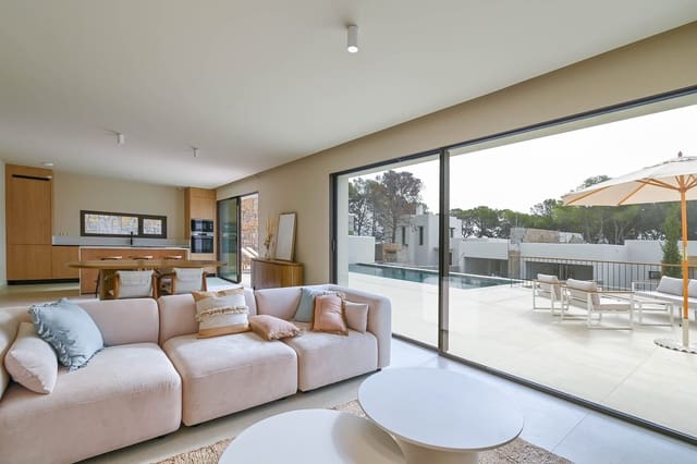 3 soverom Villa til salgs i Pinar del Advocat - Cometa, Teulada-Moraira med svømmebasseng garasje - € 1 750 000 (Ref: 9997487)