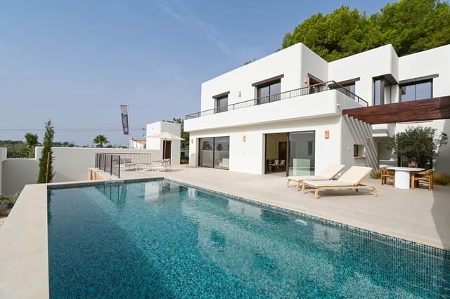3 soverom Villa til salgs i Pinar del Advocat - Cometa, Teulada-Moraira med svømmebasseng garasje - € 1 750 000 (Ref: 9997487)