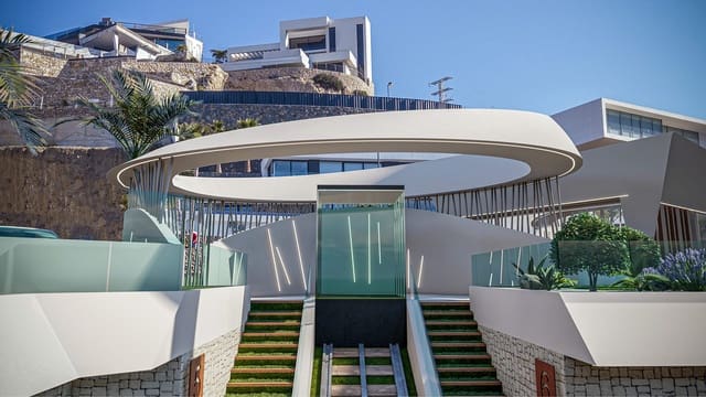 3 soveværelse Penthouse til salg i Maryvilla, Calpe / Calp med swimmingpool garage - € 1.200.000 (Ref: 9997489)