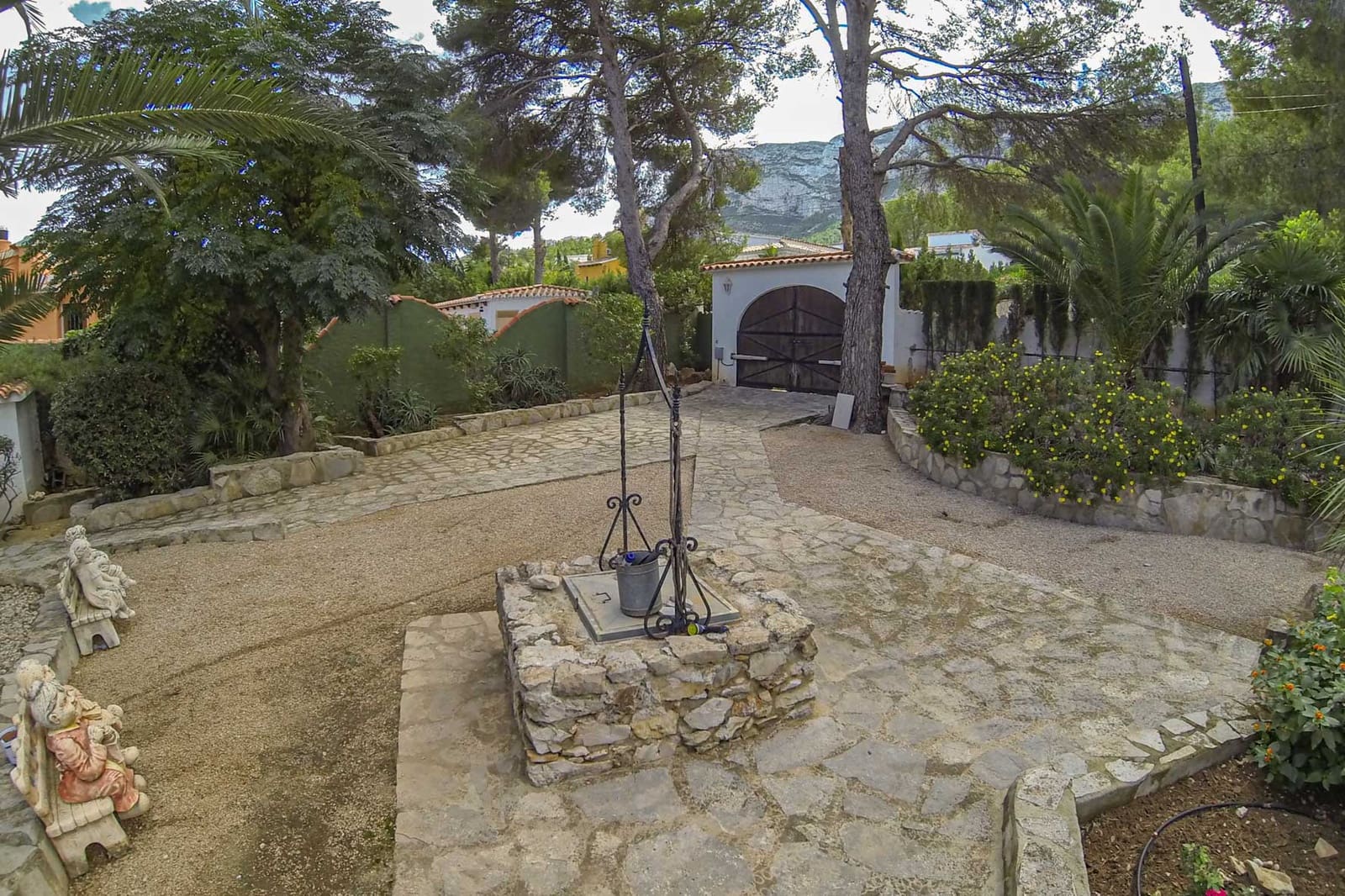 6 soveværelse Villa til salg i Denia med swimmingpool garage - € 790.000 (Ref: 9997493)