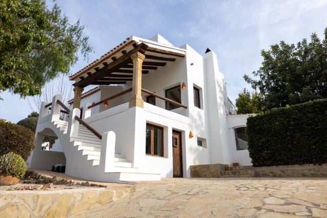 4 chambre Villa/Maison à vendre à Javea / Xàbia avec piscine garage - 790 000 € (Ref: 9997494)