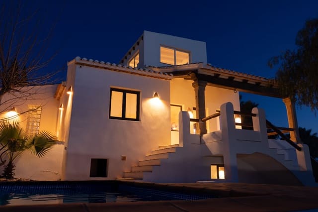 4 chambre Villa/Maison à vendre à Javea / Xàbia avec piscine garage - 790 000 € (Ref: 9997494)