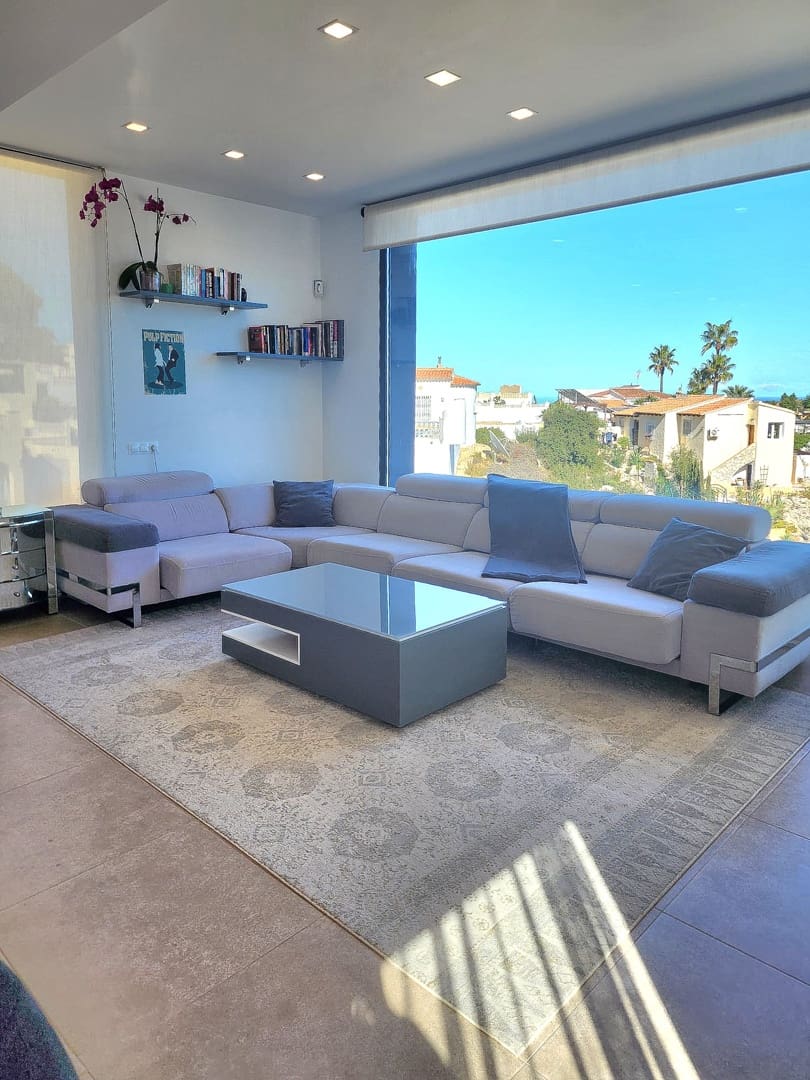 Chalet de 4 habitaciones en Cumbre del Sol en venta con piscina garaje - 950.000 € (Ref: 9997496)