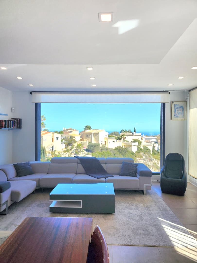 Chalet de 4 habitaciones en Cumbre del Sol en venta con piscina garaje - 950.000 € (Ref: 9997496)