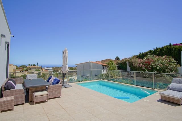 Chalet de 4 habitaciones en Cumbre del Sol, Benitachell / Benitatxell en venta con piscina garaje - 950.000 € (Ref: 9997496)