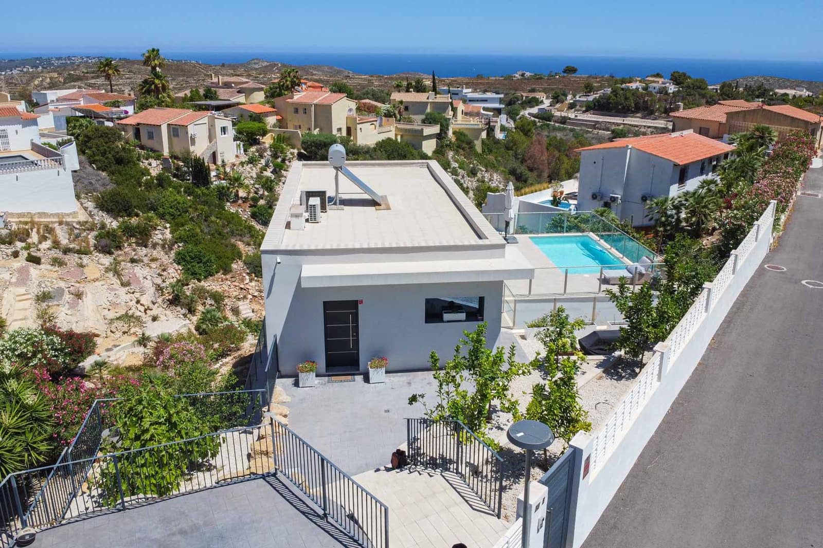Chalet de 4 habitaciones en Cumbre del Sol en venta con piscina garaje - 950.000 € (Ref: 9997496)