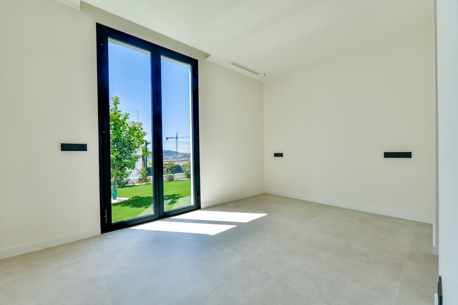 3 soveværelse Villa til salg i Finestrat med swimmingpool garage - € 790.000 (Ref: 9999029)