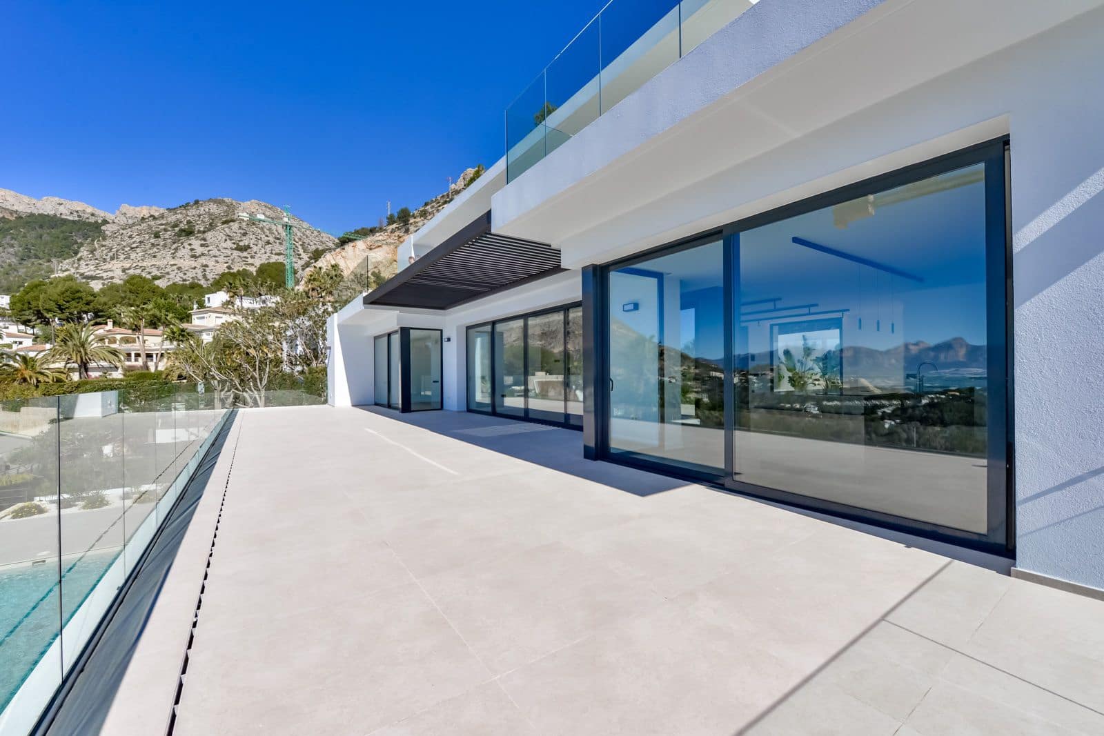 4 quarto Moradia para venda em Altea com piscina garagem - 2 690 000 € (Ref: 9999285)