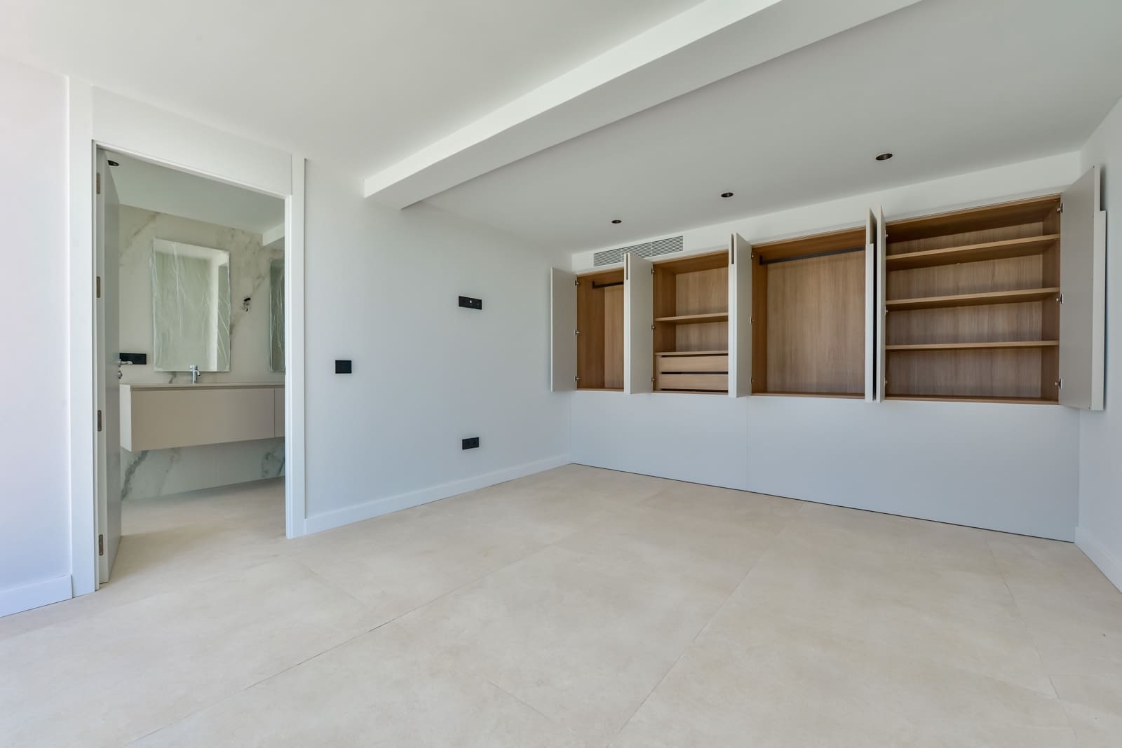 4 quarto Moradia para venda em Altea com piscina garagem - 2 690 000 € (Ref: 9999285)
