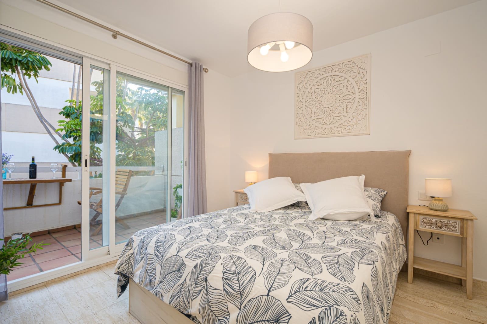 3 makuuhuone Rivitalo myytävänä paikassa Arenal mukana uima-altaan - 565 000 € (Ref: 9999286)
