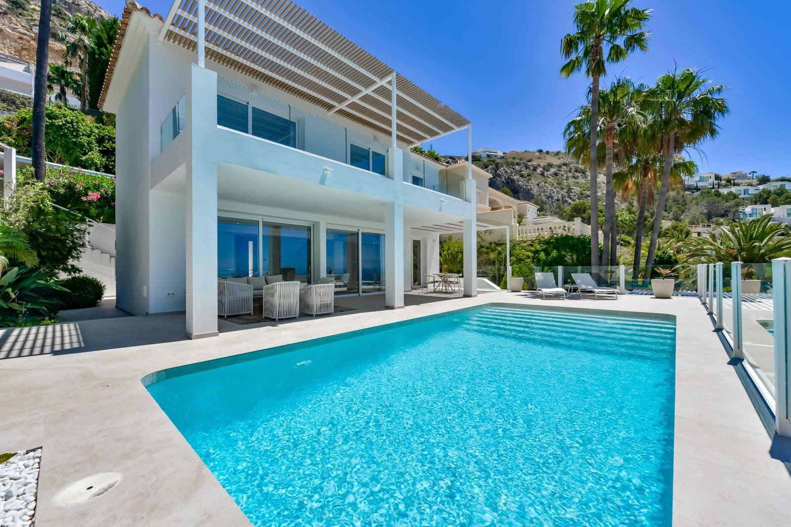 Chalet de 3 habitaciones en Altea en venta con piscina garaje - 1.650.000 € (Ref: 9999287)