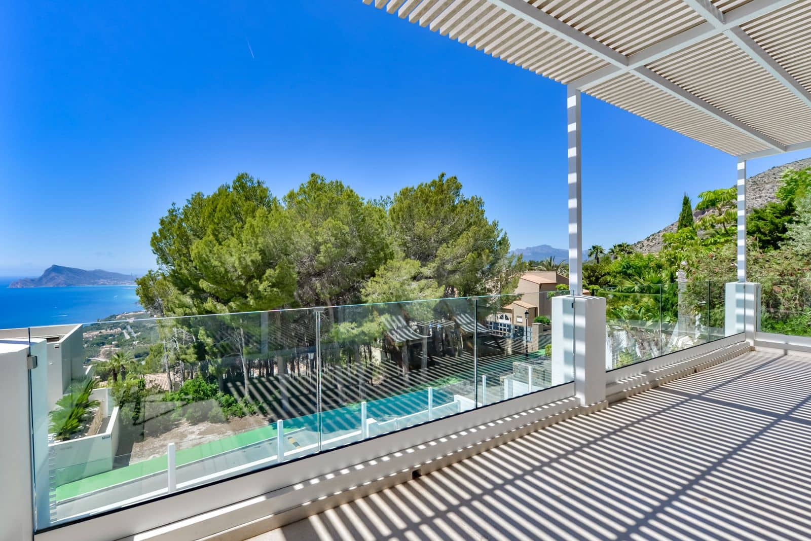 Chalet de 3 habitaciones en Altea en venta con piscina garaje - 1.650.000 € (Ref: 9999287)