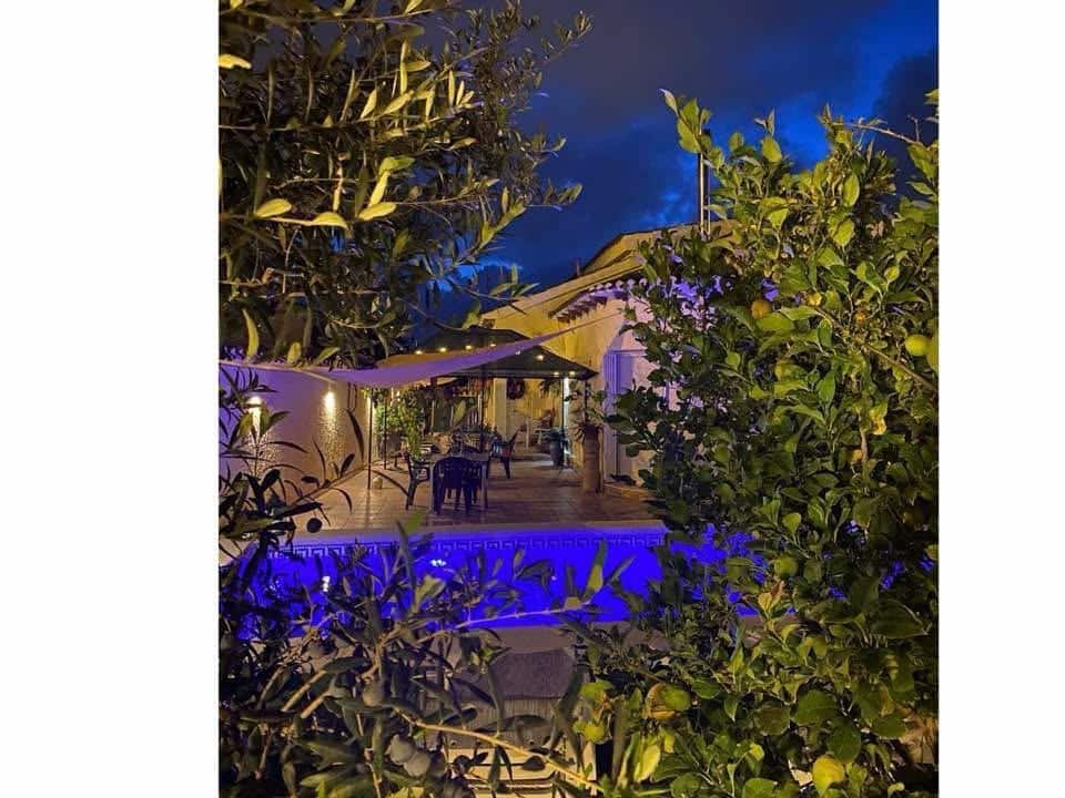 Villa in vendita in San Miguel de Salinas con piscina - 450.000 € (Rif: 10081504)