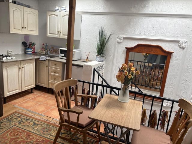 Villa in vendita in San Miguel de Salinas con piscina - 450.000 € (Rif: 10081504)
