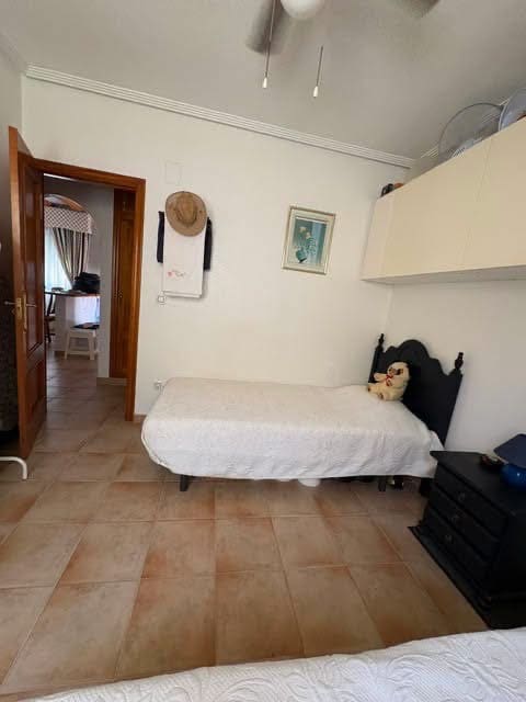 Chalet de 2 habitaciones en Orihuela Costa en venta con piscina garaje - 235.000 € (Ref: 10095457)