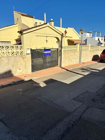 2 quarto Moradia para venda em San Miguel de Salinas com piscina garagem - 295 000 € (Ref: 10155917)