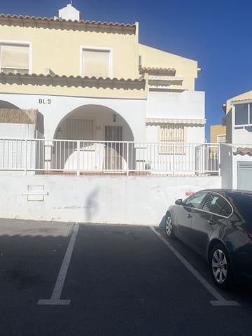 Casa de 3 habitaciones en Villamartin, Orihuela en venta con piscina - 175.000 € (Ref: 9072193)