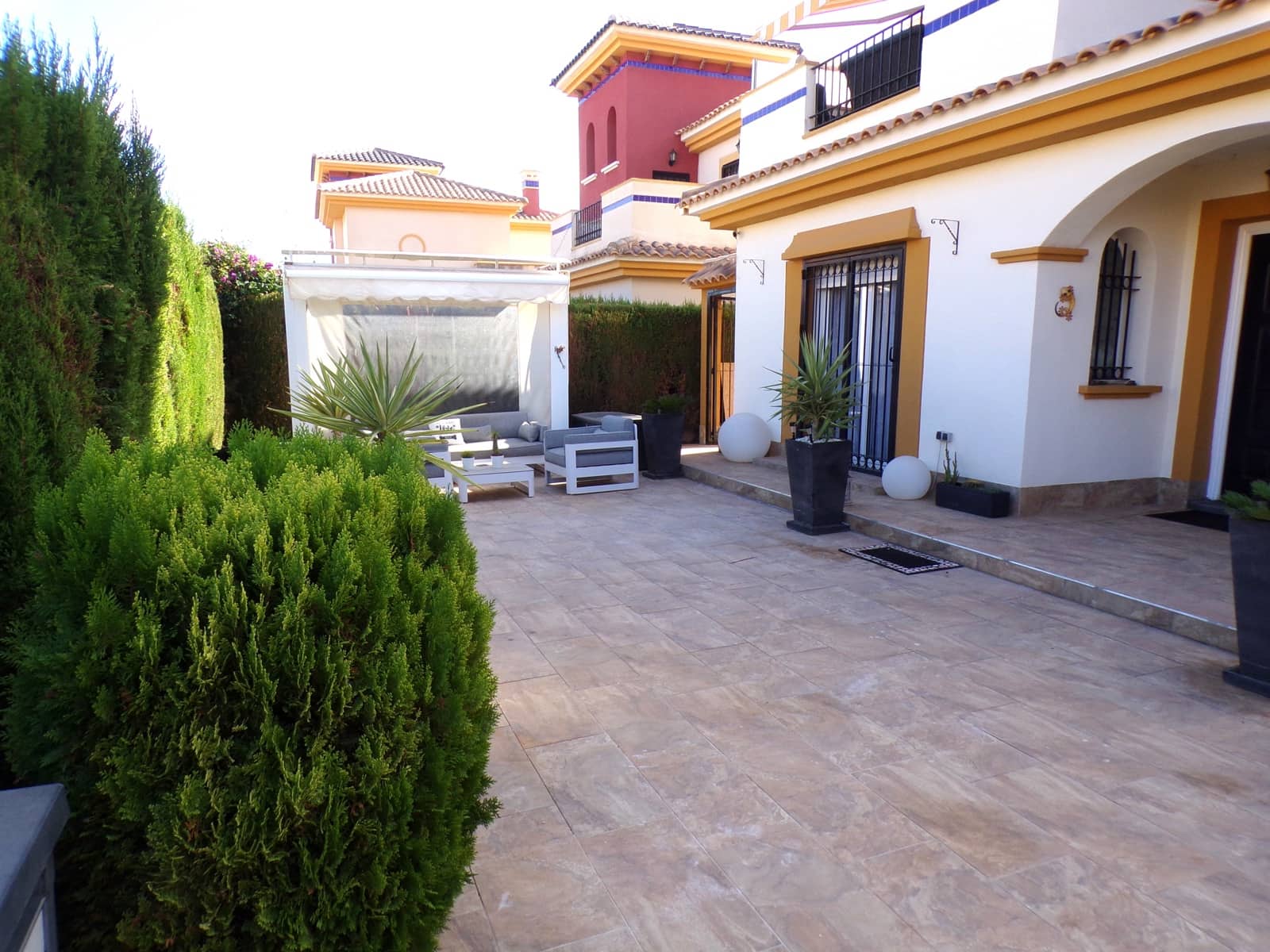 Chalet de 3 habitaciones en Orihuela Costa en venta con piscina garaje - 359.995 € (Ref: 9273186)