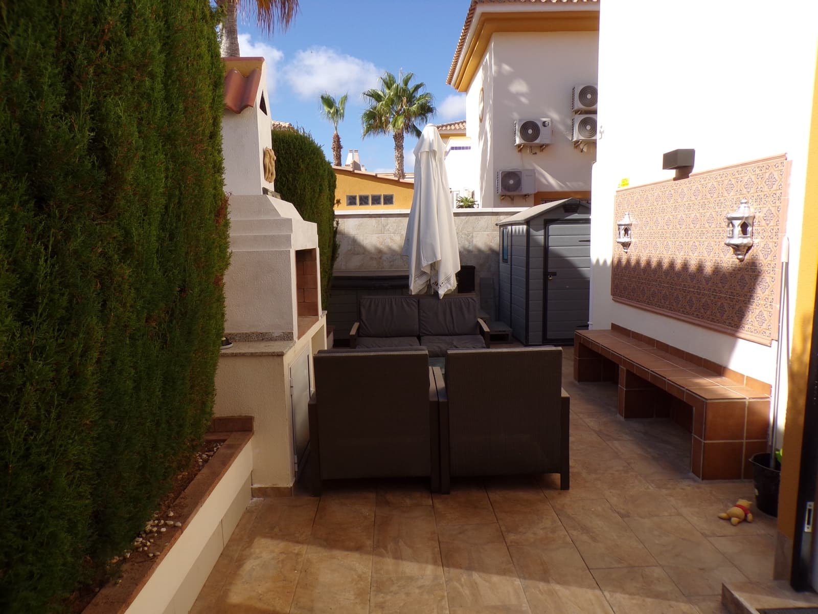 Chalet de 3 habitaciones en Orihuela Costa en venta con piscina garaje - 359.995 € (Ref: 9273186)