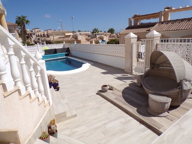 6 sypialnia Willa na sprzedaż w Villamartin, Orihuela z basenem garażem - 595 000 € (Ref: 9274068)