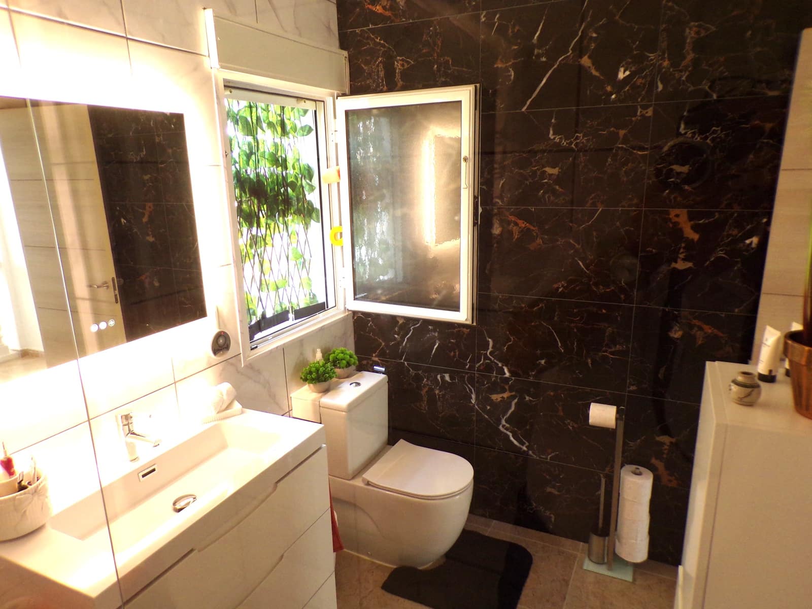 3 bedroom Villa for sale in Villamartin with pool garage - € 259,995 (Ref: 9314447)