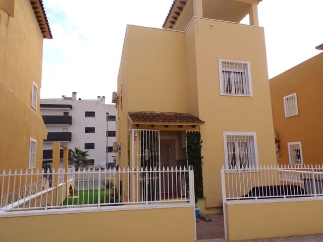 Chalet de 3 habitaciones en Villamartin, Orihuela en venta con piscina garaje - 259.995 € (Ref: 9314447)