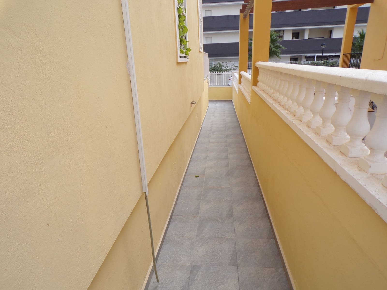 3 bedroom Villa for sale in Villamartin with pool garage - € 259,995 (Ref: 9314447)