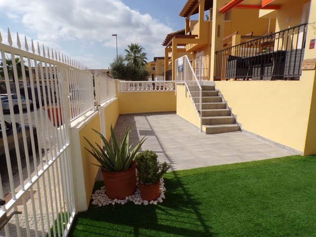 Chalet de 3 habitaciones en Villamartin, Orihuela en venta con piscina garaje - 259.995 € (Ref: 9314447)