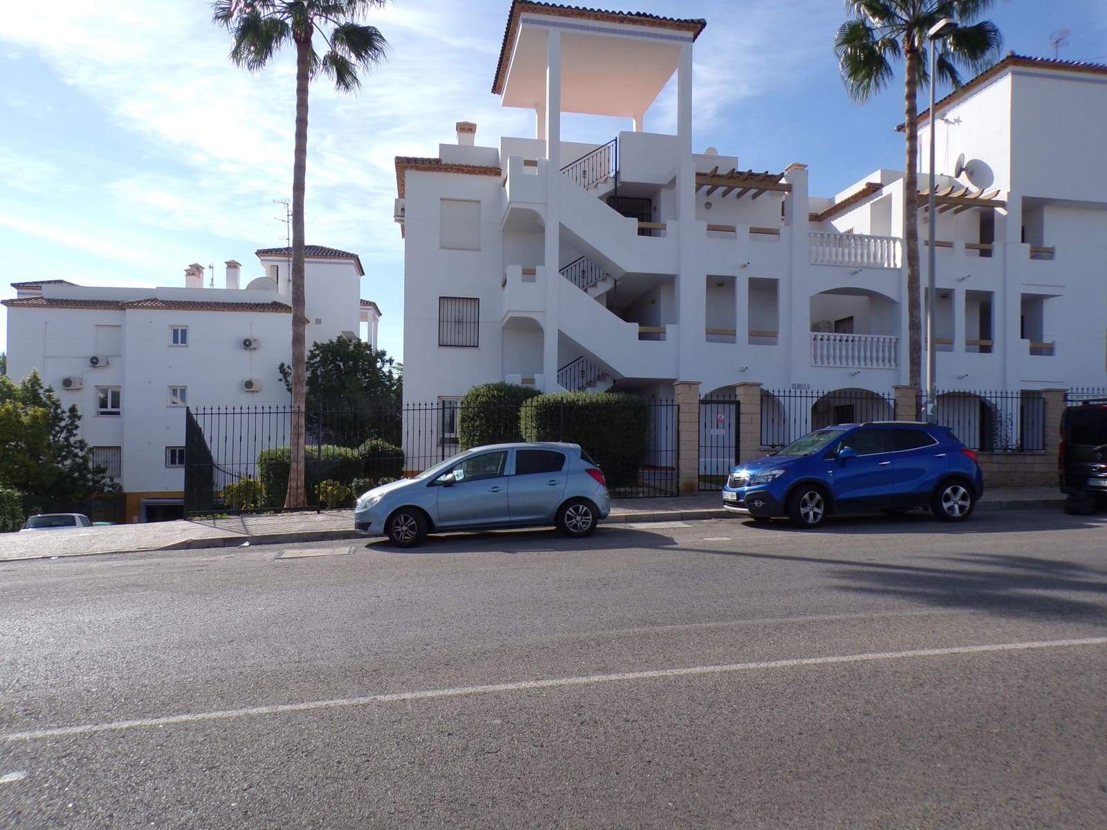 Apartamento de 2 habitaciones en Villamartin en venta con piscina - 189.995 € (Ref: 9357237)