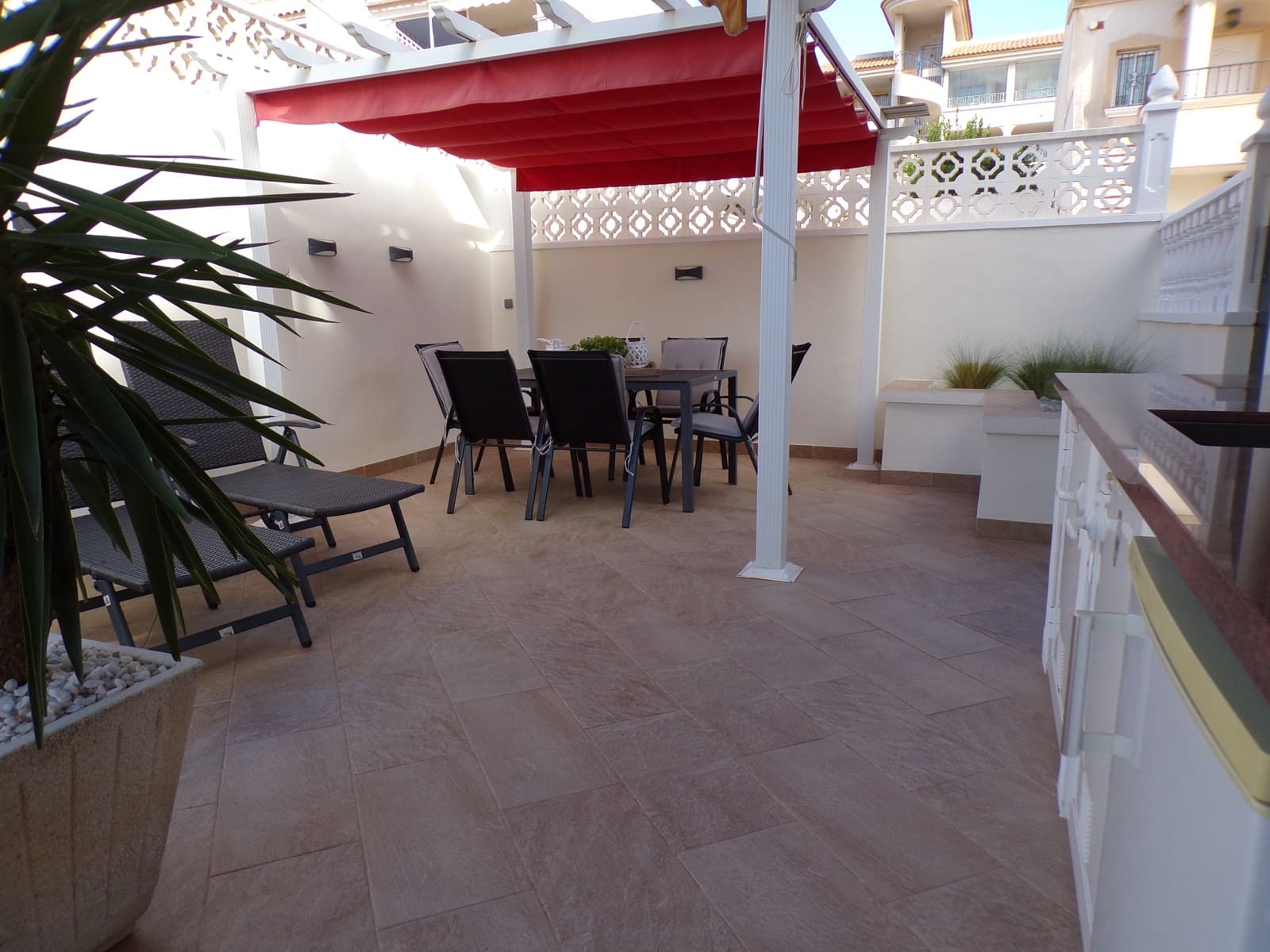 4 camera da letto Villa in vendita in Villamartin con piscina garage - 379.000 € (Rif: 9403757)