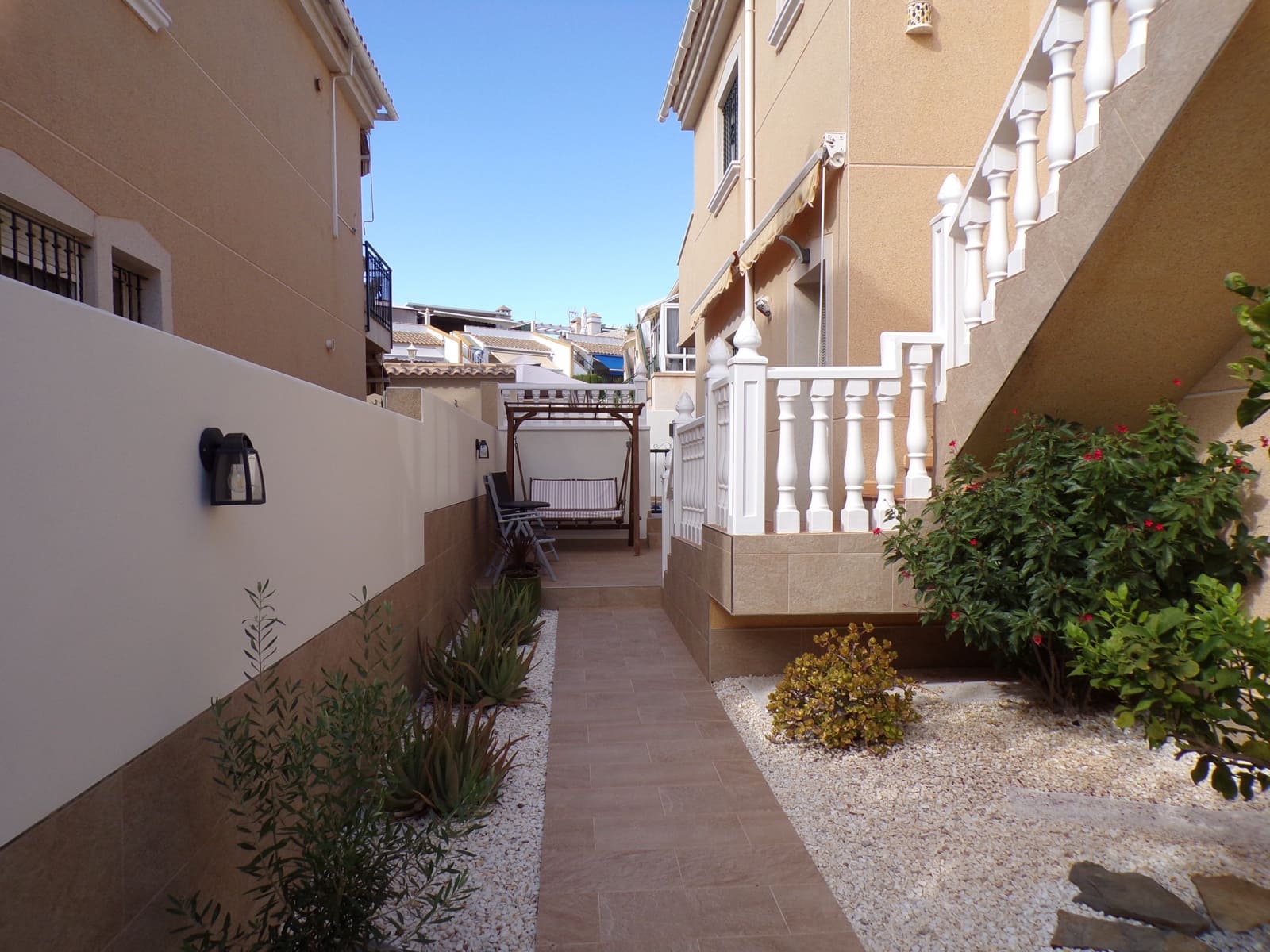 4 camera da letto Villa in vendita in Villamartin con piscina garage - 379.000 € (Rif: 9403757)