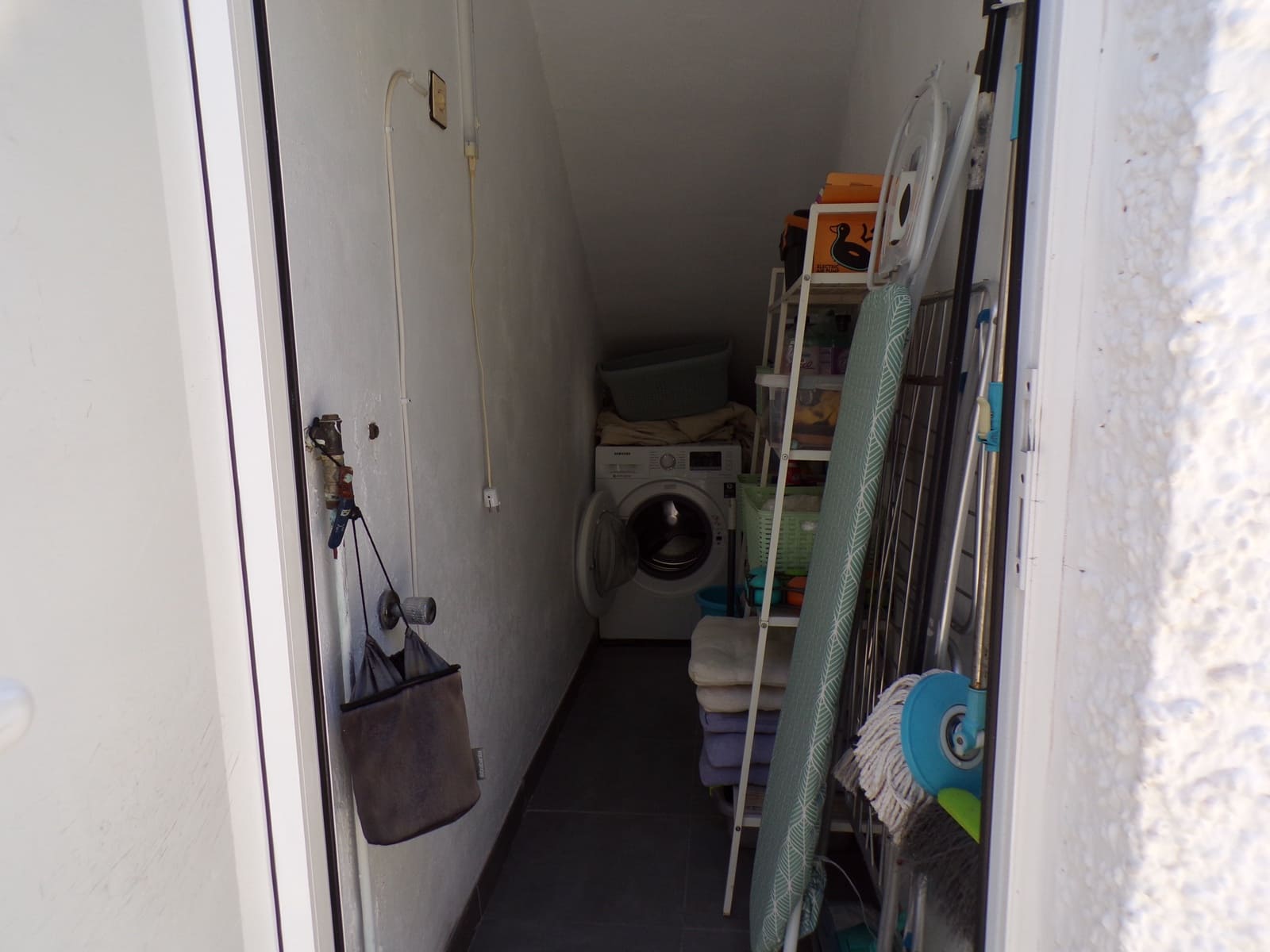 3 bedroom Villa for sale in Villamartin with pool - € 320,000 (Ref: 9403758)