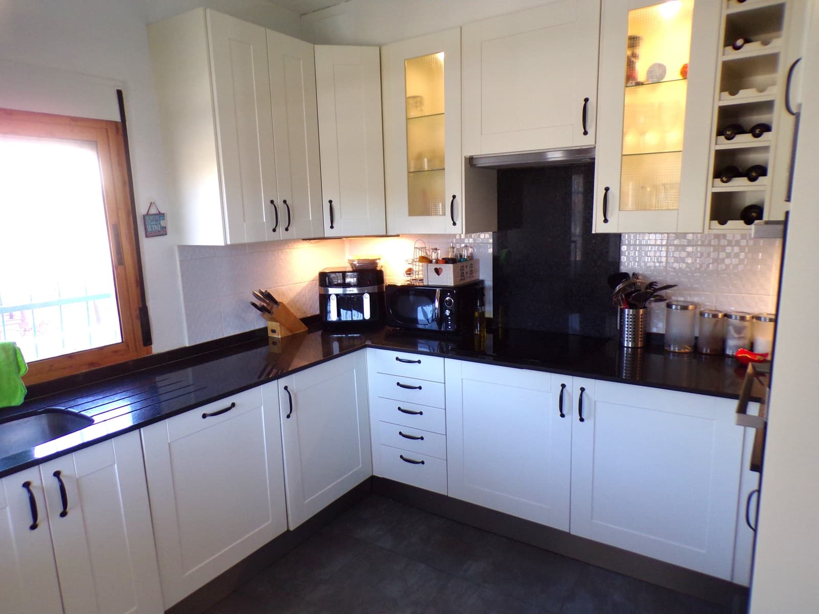 3 bedroom Villa for sale in Villamartin with pool - € 320,000 (Ref: 9403758)