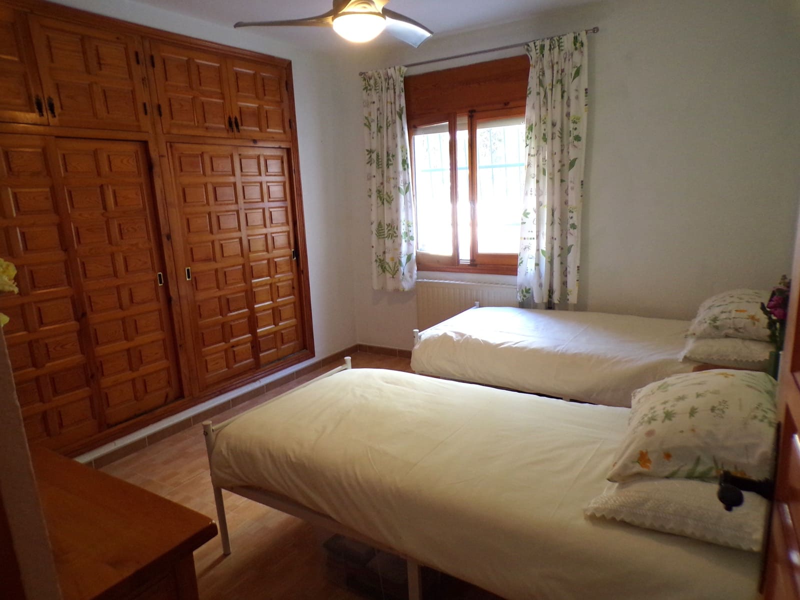 3 bedroom Villa for sale in Villamartin with pool - € 320,000 (Ref: 9403758)