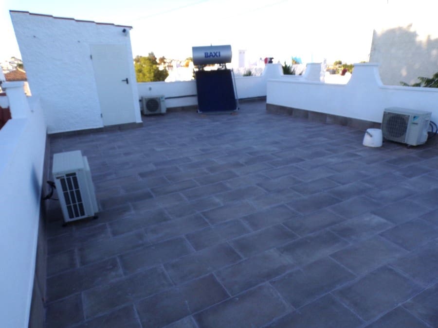 3 bedroom Villa for sale in Orihuela with pool garage - € 375,000 (Ref: 9403763)