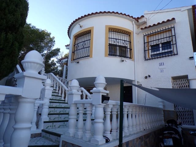3 bedroom Villa for sale in Blue Lagoon with pool garage - € 375,000 (Ref: 9403763)