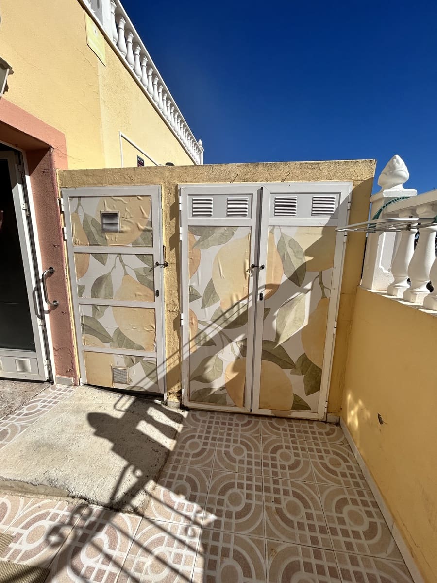 3 bedroom Townhouse for sale in Orihuela Costa with pool - € 199,995 (Ref: 9623178)