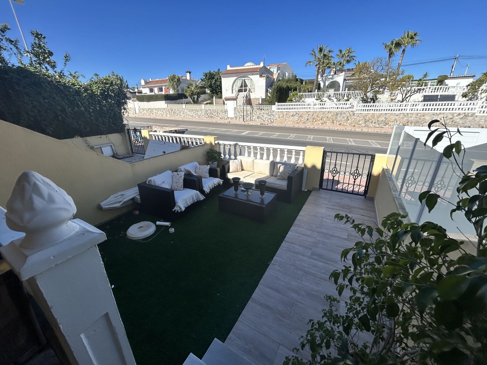 3 bedroom Townhouse for sale in Orihuela Costa with pool - € 199,995 (Ref: 9623178)