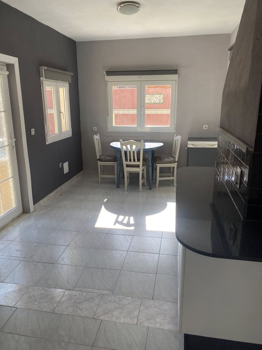 4 soverom Villa til salgs i San Miguel de Salinas med svømmebasseng garasje - € 260 000 (Ref: 9631469)