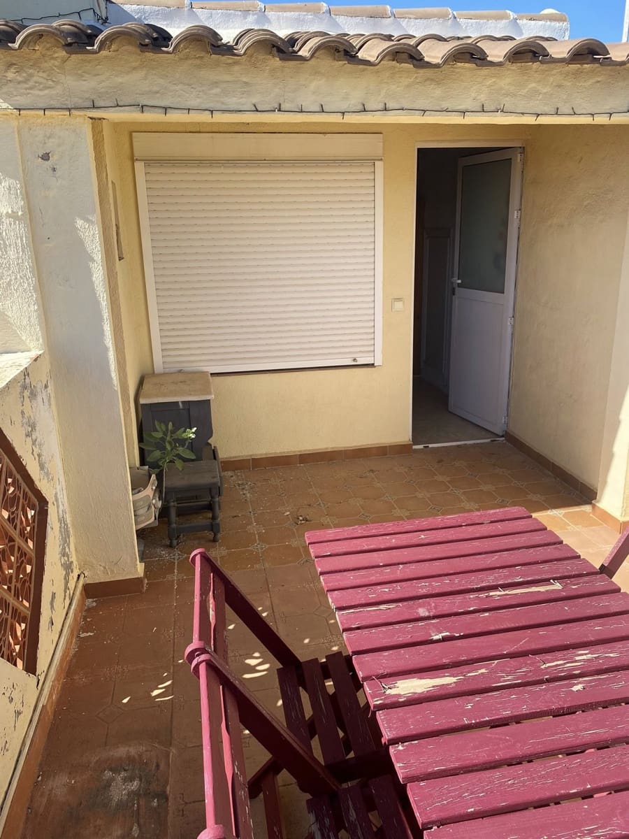 4 soverom Villa til salgs i San Miguel de Salinas med svømmebasseng garasje - € 260 000 (Ref: 9631469)