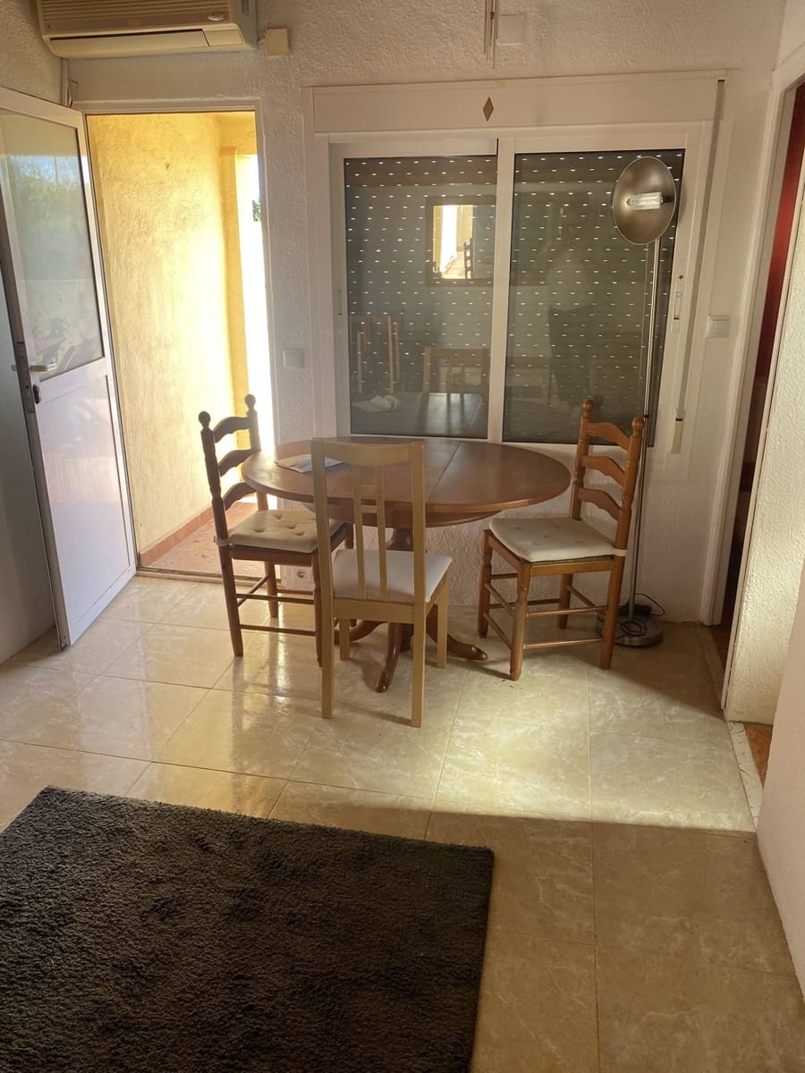 4 soverom Villa til salgs i San Miguel de Salinas med svømmebasseng garasje - € 260 000 (Ref: 9631469)