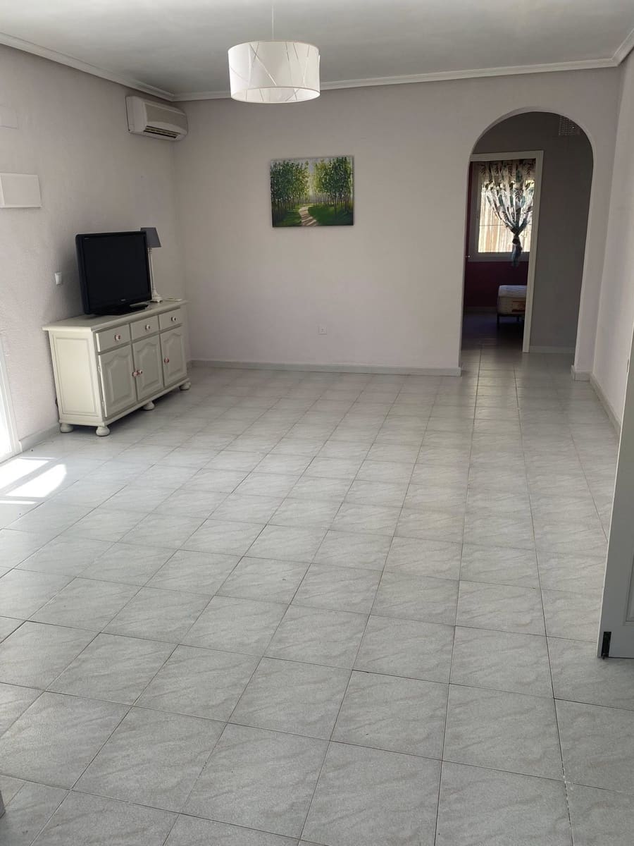 4 soverom Villa til salgs i San Miguel de Salinas med svømmebasseng garasje - € 260 000 (Ref: 9631469)